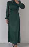 Adjustable elasticized dress at waist in solid green