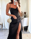 Sleeveless solid color maxi dress